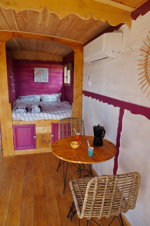 Villa Roulotte dans l'Aude à Trausse Extérieur photo